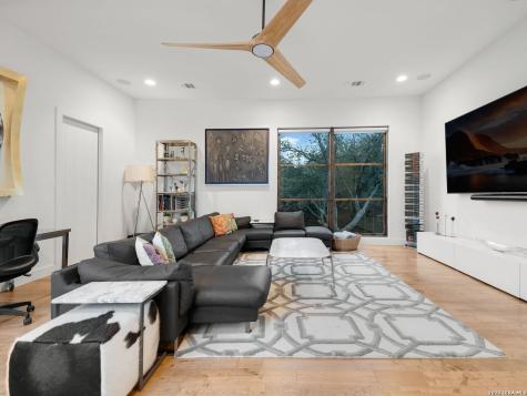 2 Via Aragon San Antonio TX 78257