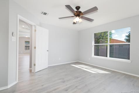 3738 Grissom Branch San Antonio TX 78251