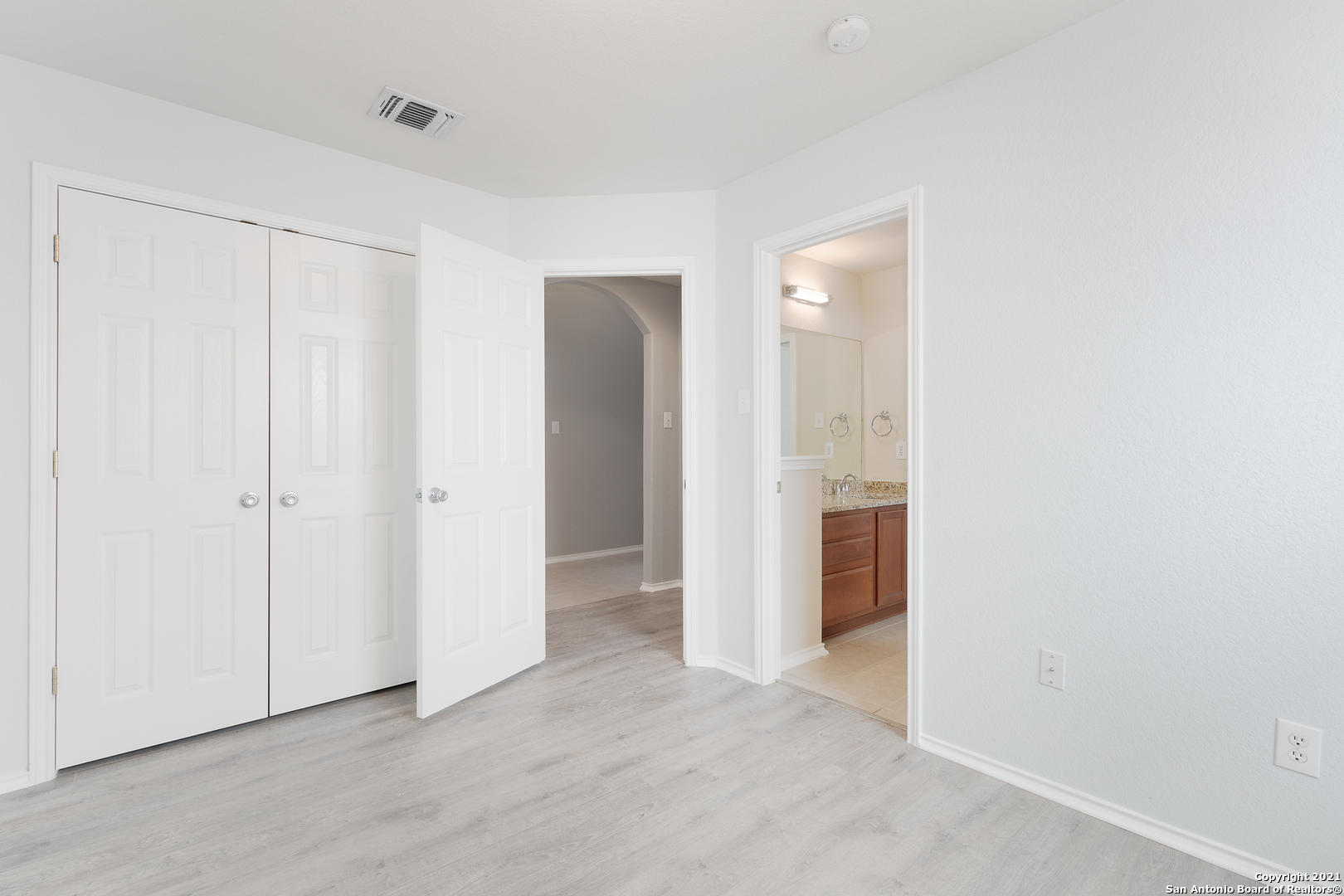 3738 Grissom Branch San Antonio TX 78251