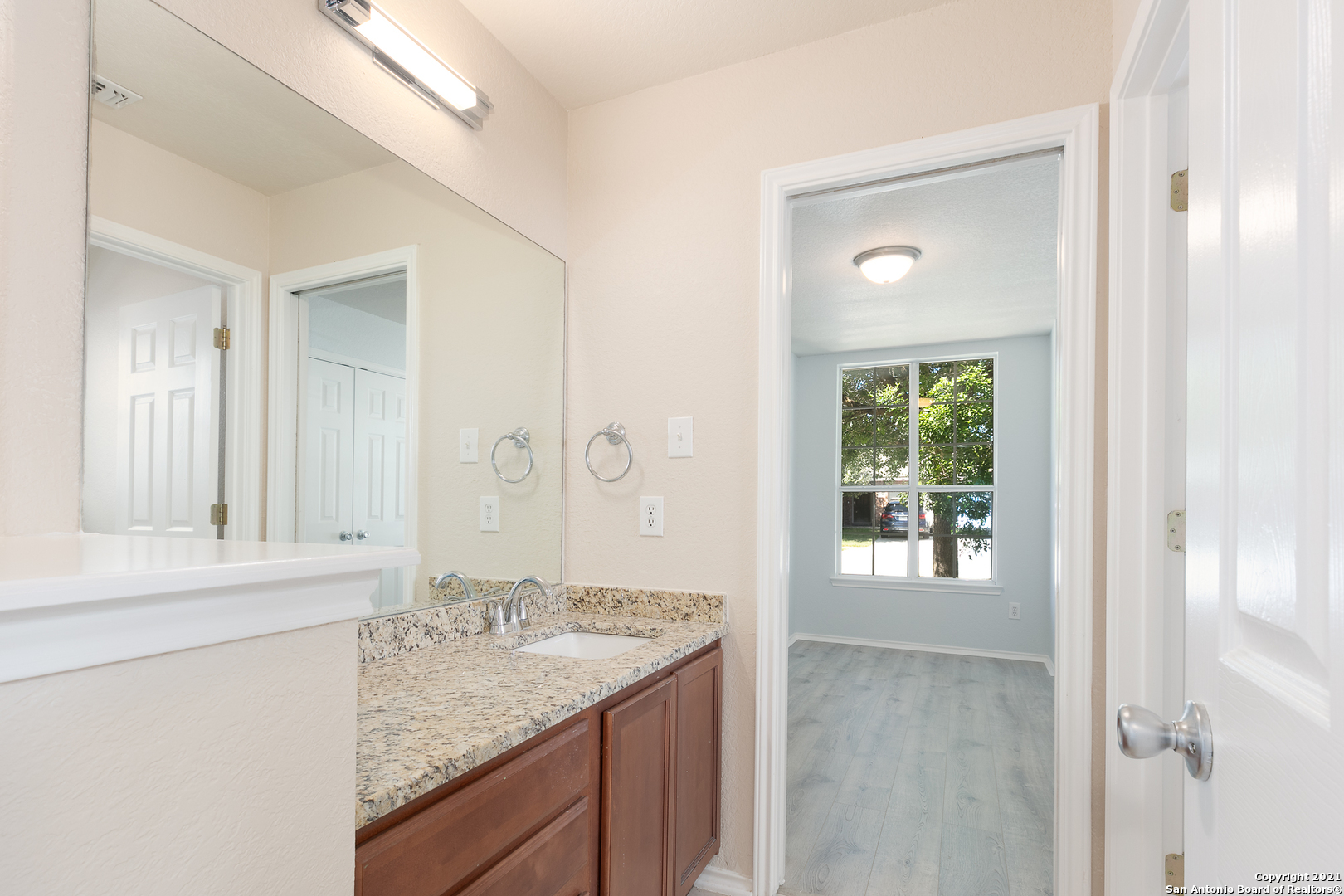 3738 Grissom Branch San Antonio TX 78251