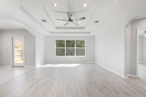 3738 Grissom Branch San Antonio TX 78251