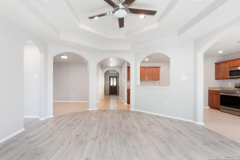 3738 Grissom Branch San Antonio TX 78251