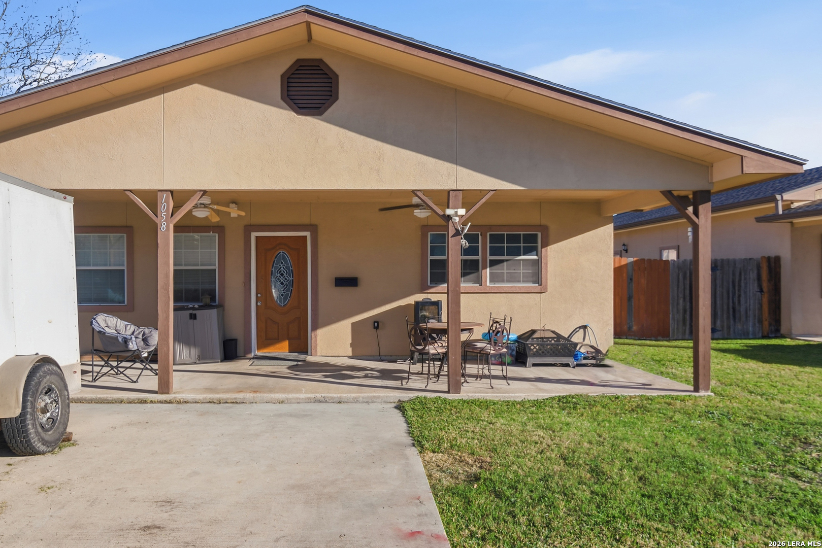 1058 E Weinert Seguin TX 78155