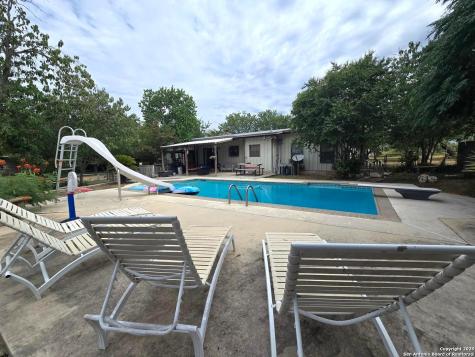 8360 James Somerset TX 78069