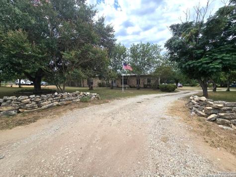 8360 James Somerset TX 78069