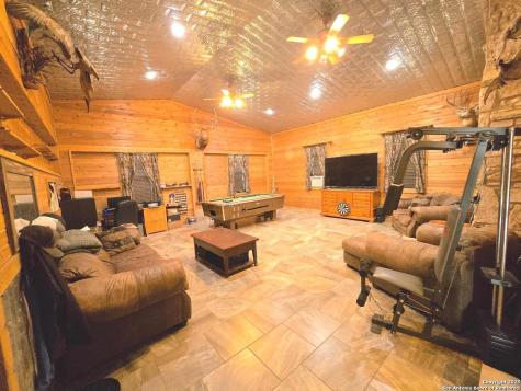 8360 James Somerset TX 78069