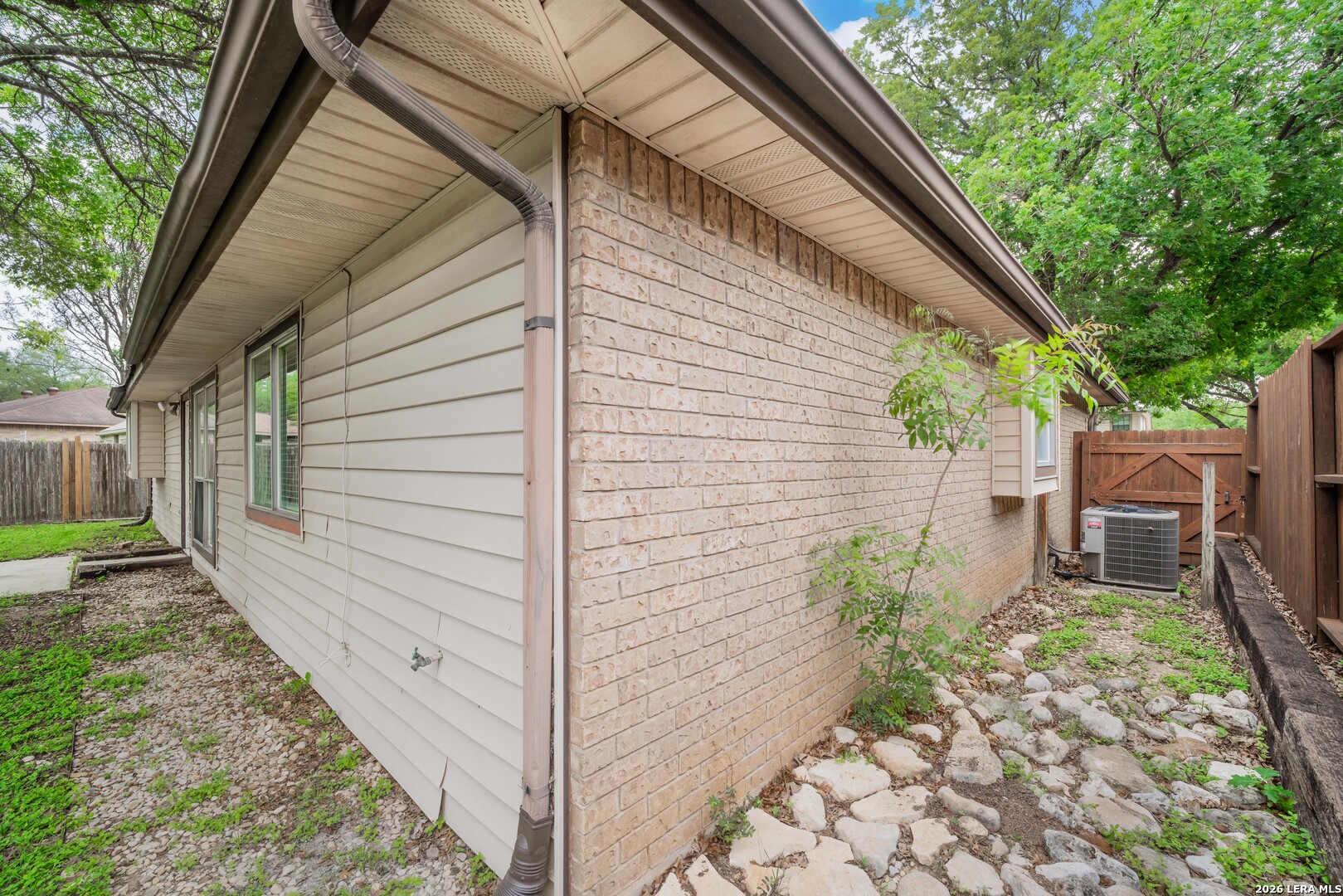 2613 Kline Circle Schertz TX 78154