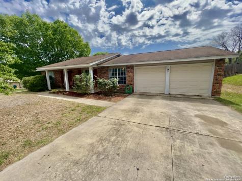 7724 Village Oak Drive Live Oak TX 78233