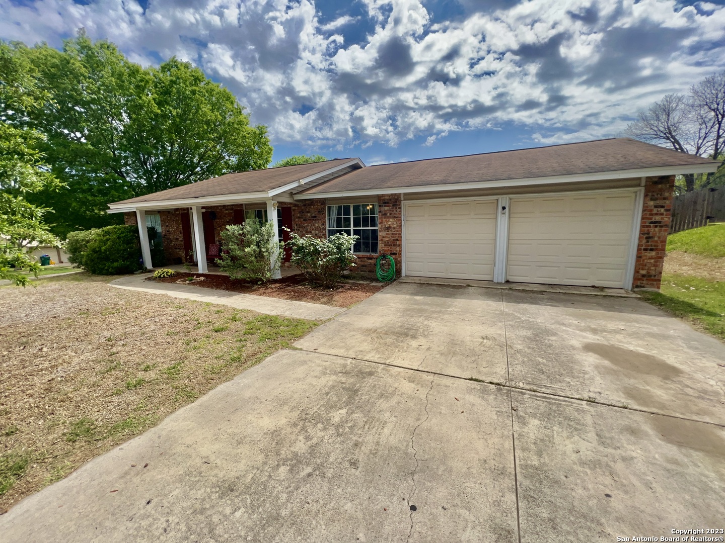 7724 Village Oak Drive Live Oak TX 78233