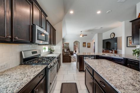 10419 Monicas Creek Schertz TX 78154