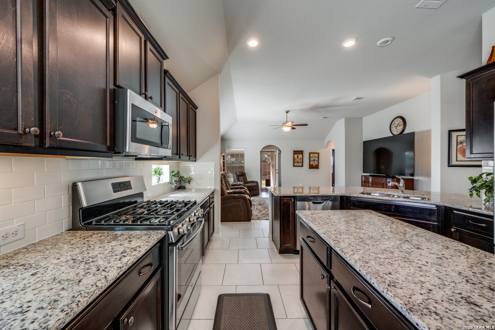 10419 Monicas Creek Schertz TX 78154