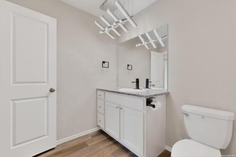 4140 Water Fall Cove San Antonio TX 78223