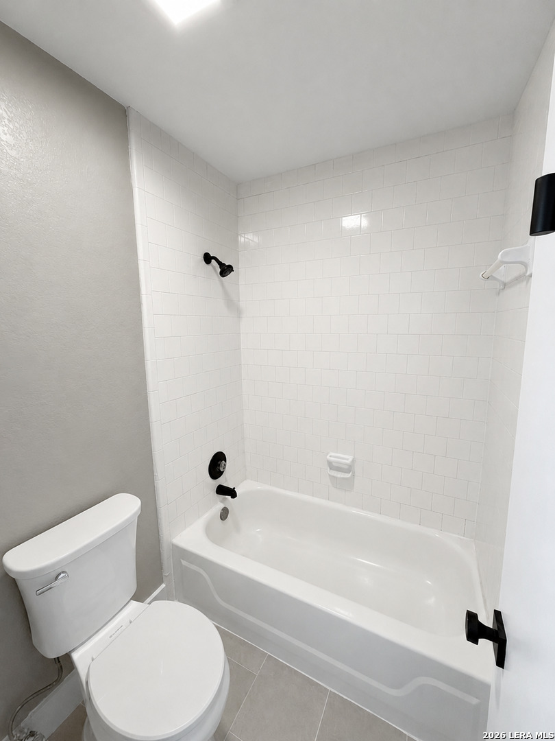 6418 Indian Run San Antonio TX 78233