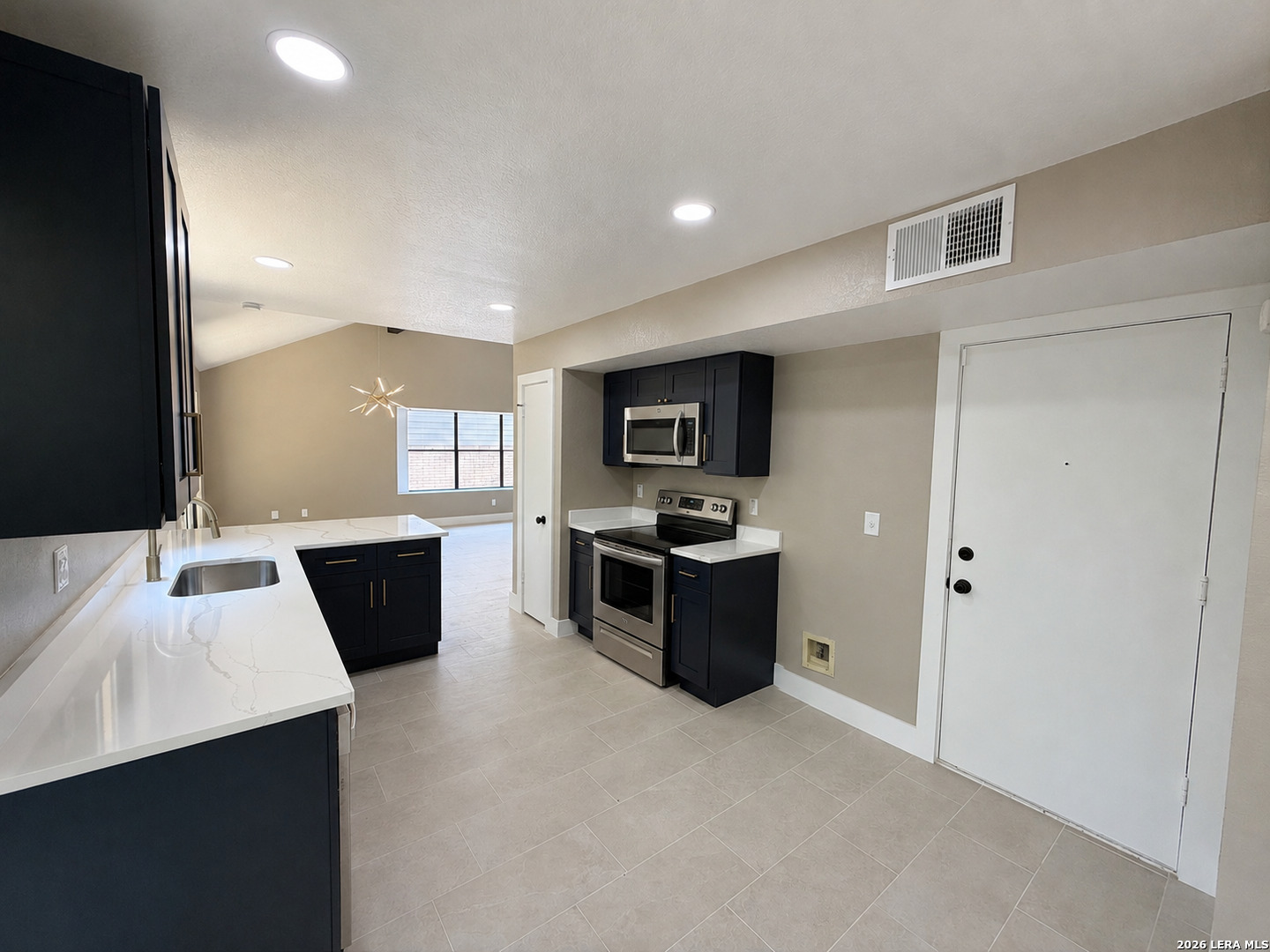 6418 Indian Run San Antonio TX 78233