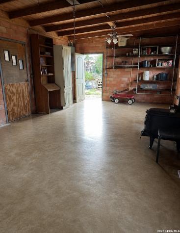 2542 Pena Carrizo Springs TX 78834