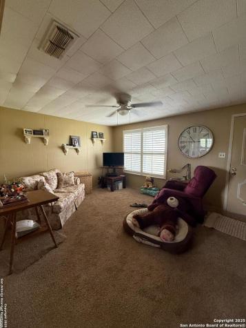 2542 Pena Carrizo Springs TX 78834