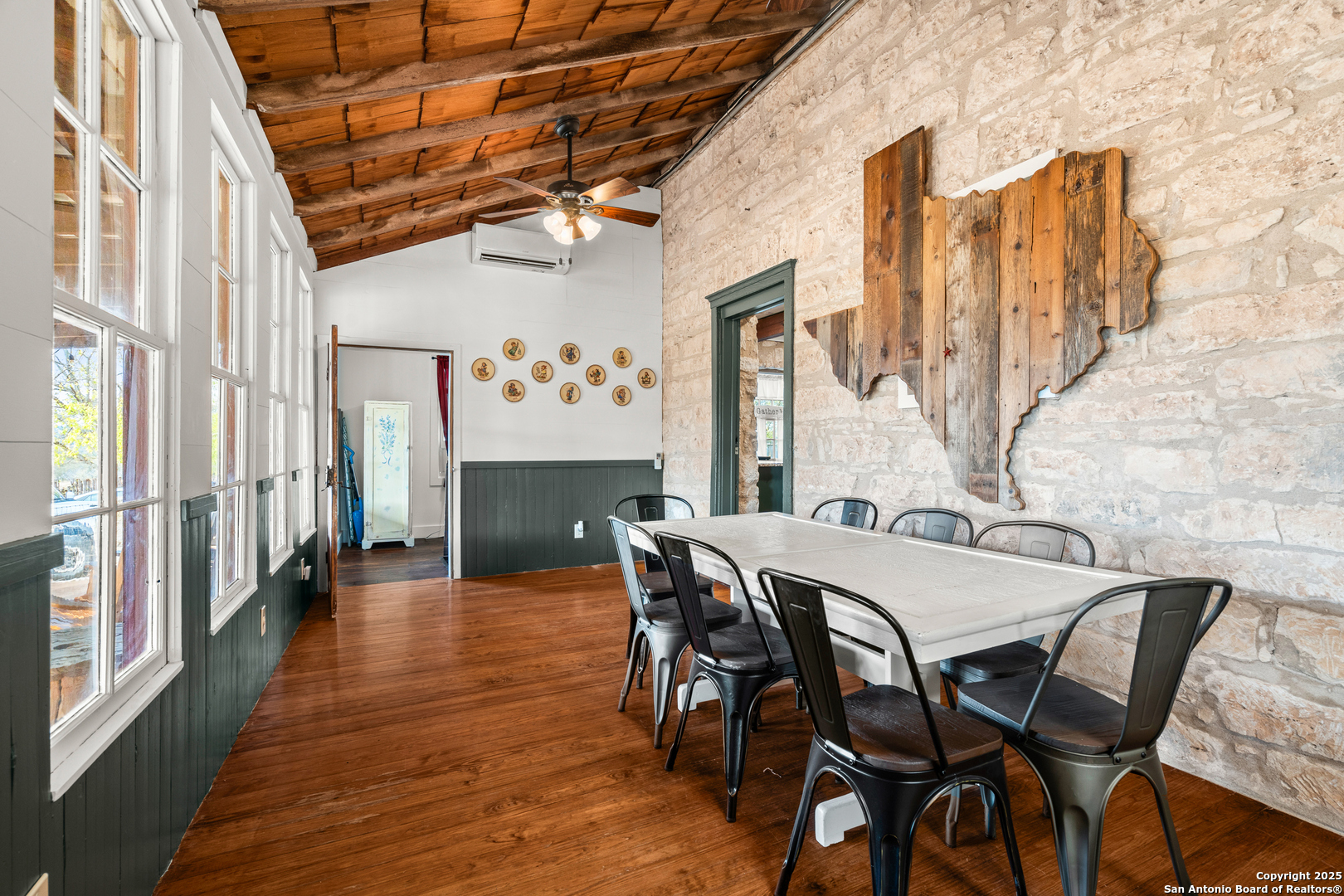 3499 Us Highway 290 Fredericksburg TX 78624