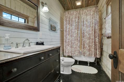237 Twisted Timbers Road Fredericksburg TX 78624