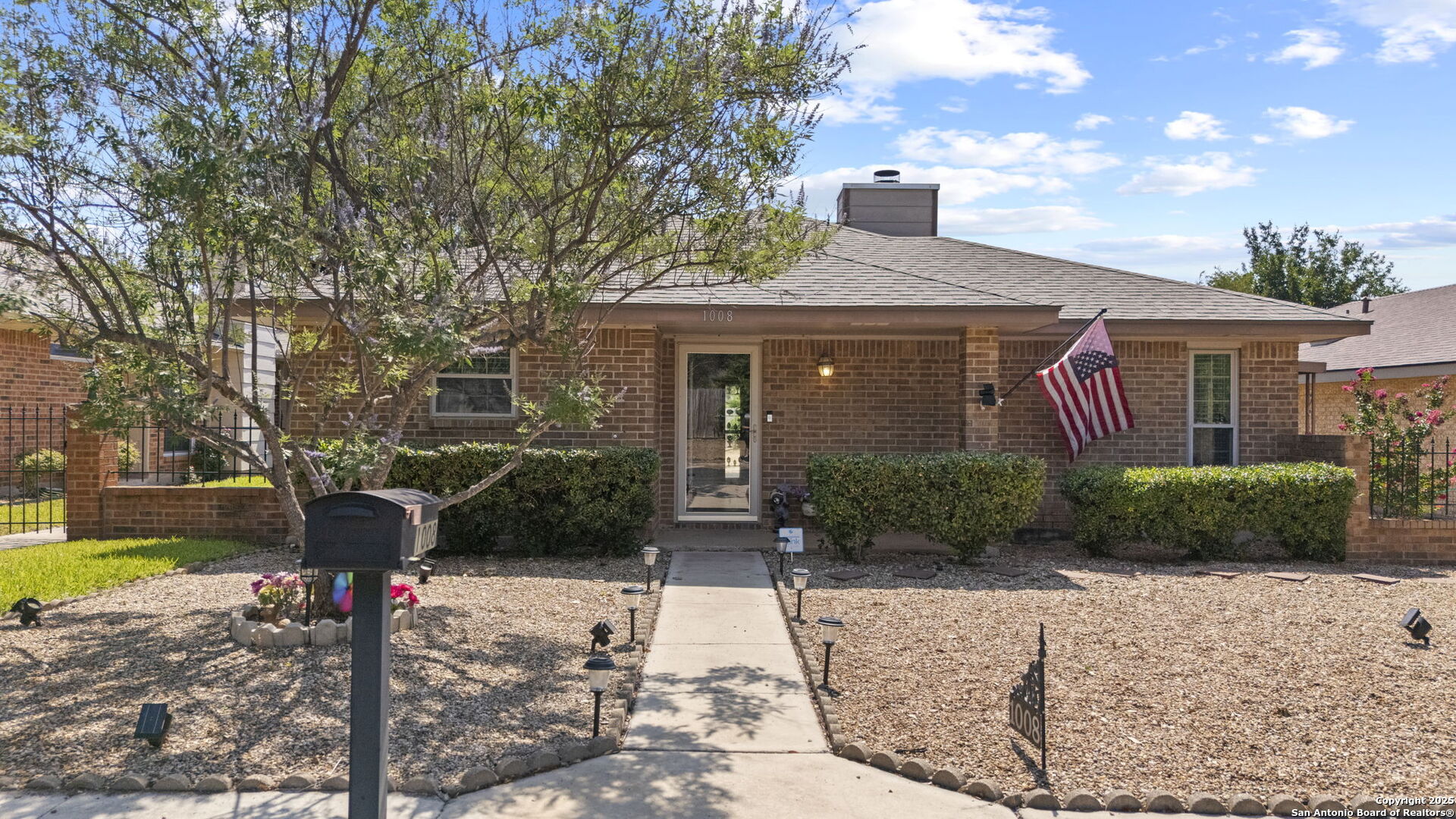 1008 Robert Derrick Drive Schertz TX 78154