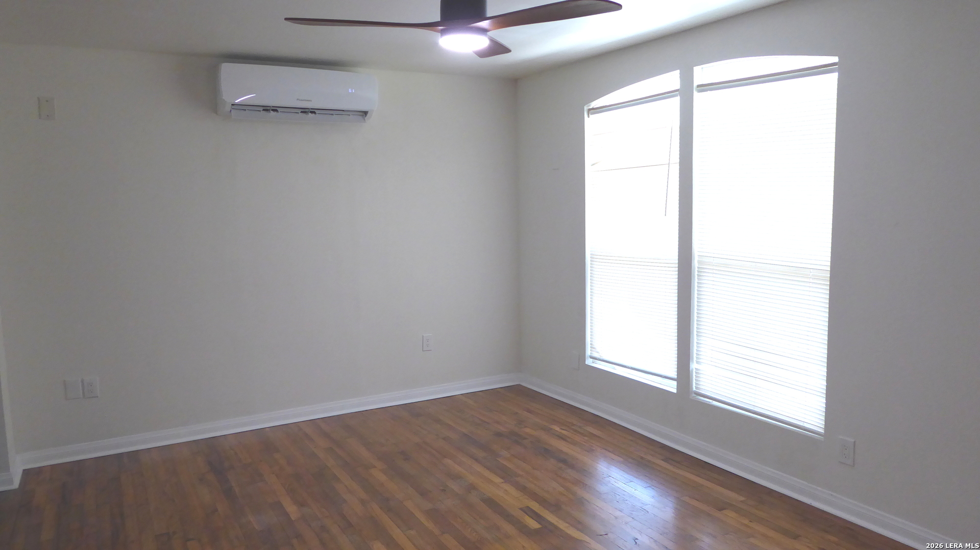 104 Dinn San Antonio TX 78218