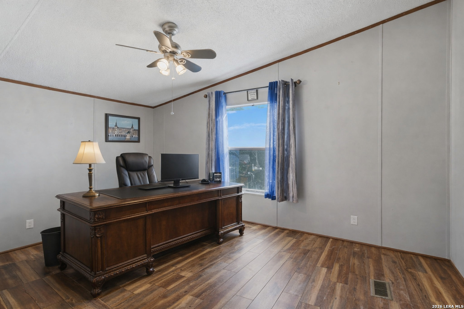 197 Lake View Drive Lakehills TX 78063