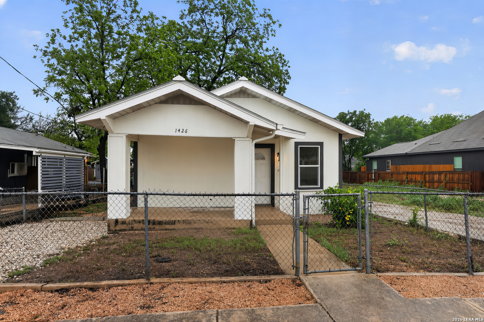 1426 E Carson Street San Antonio TX 78208
