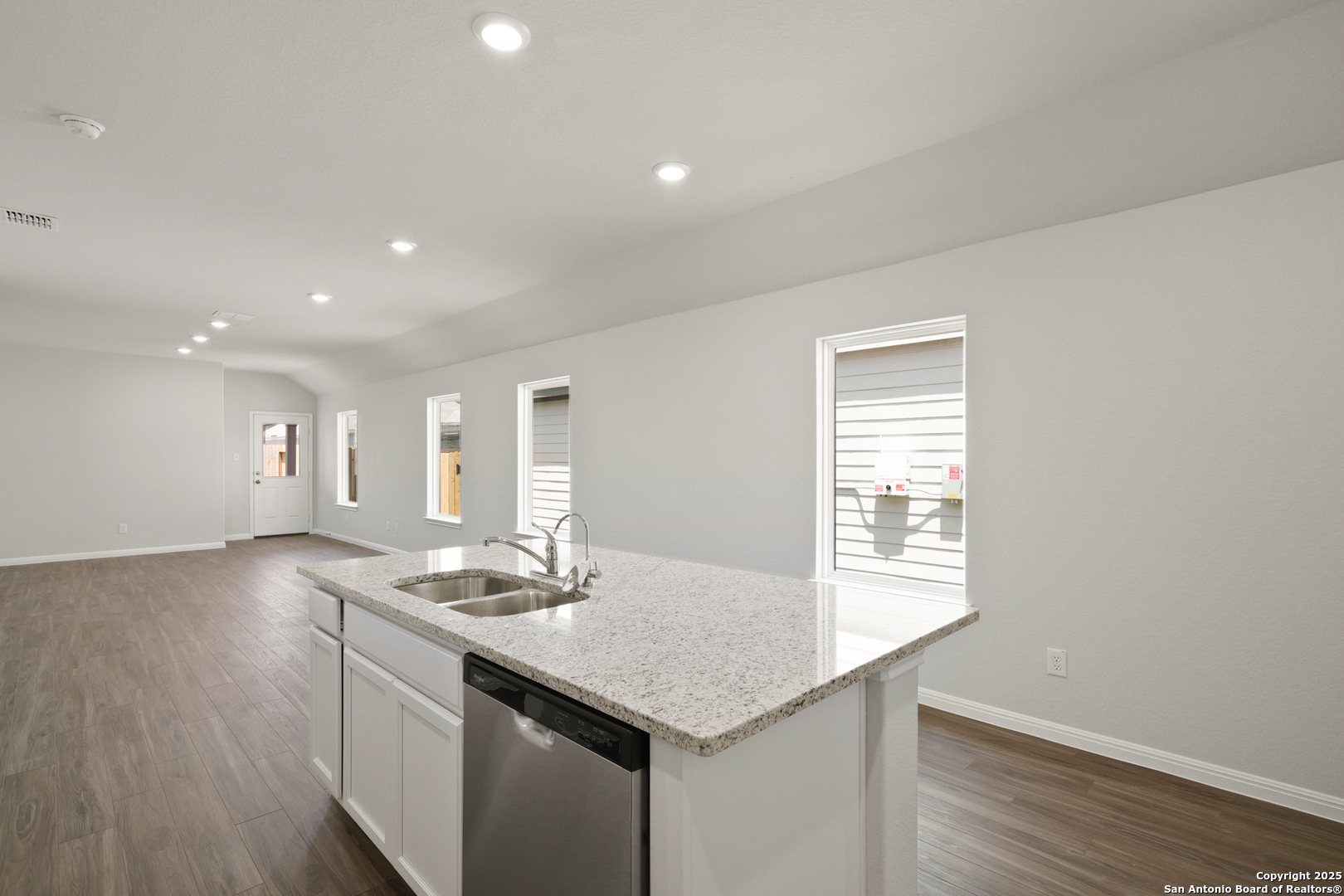 15001 Fischer Garden Drive San Antonio TX 78253