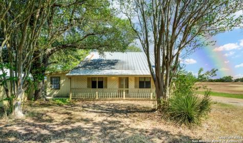 795 S State Highway 16 Jourdanton TX 78026