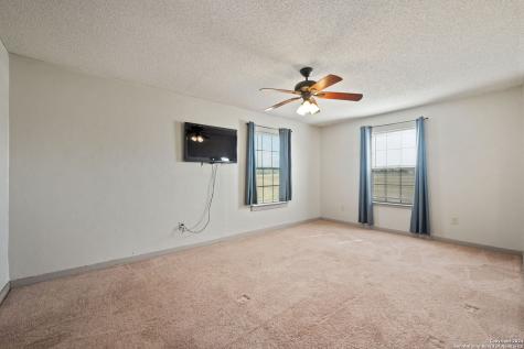 795 S State Highway 16 Jourdanton TX 78026