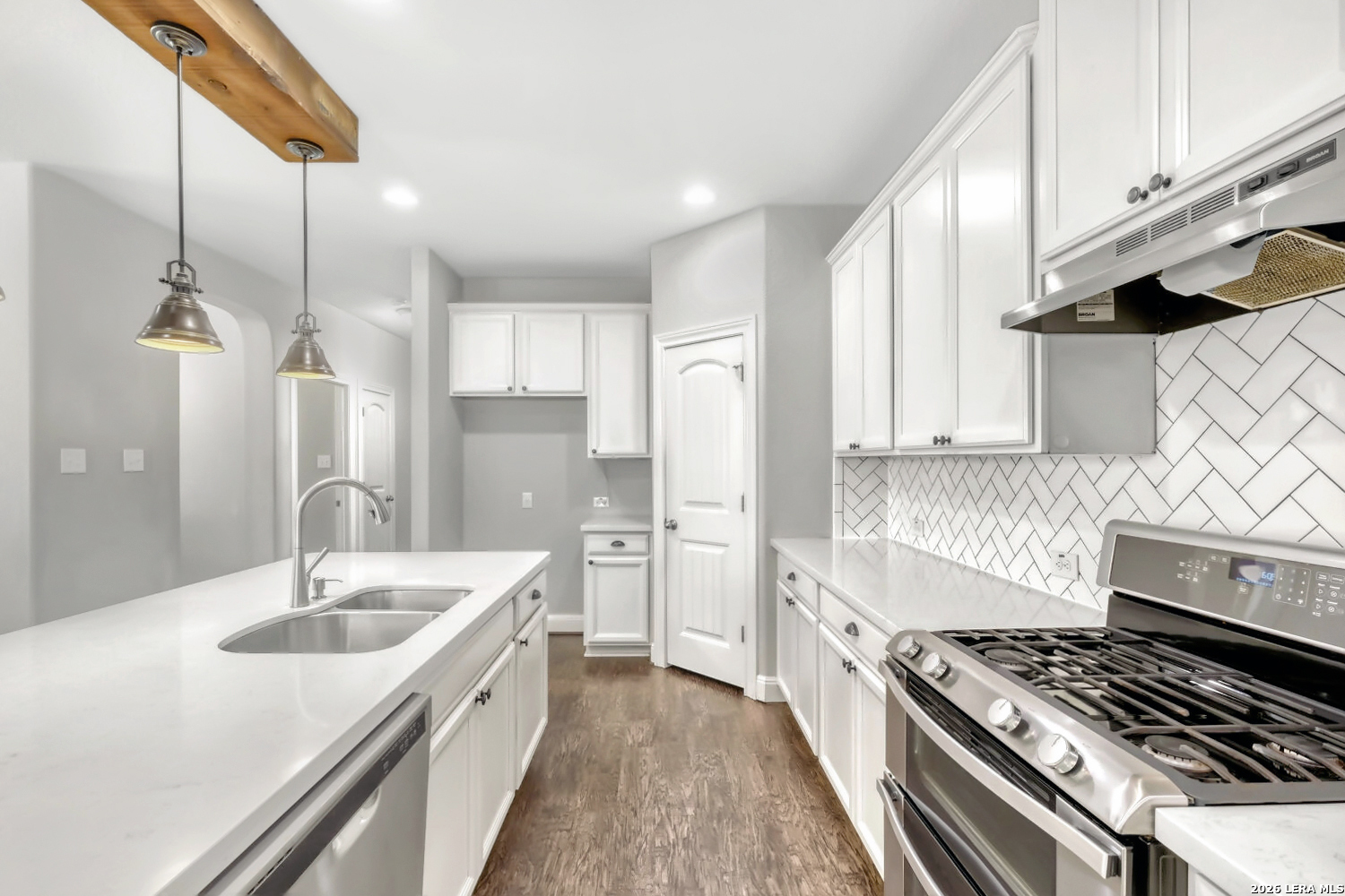 1739 Finland Palm San Antonio TX 78251