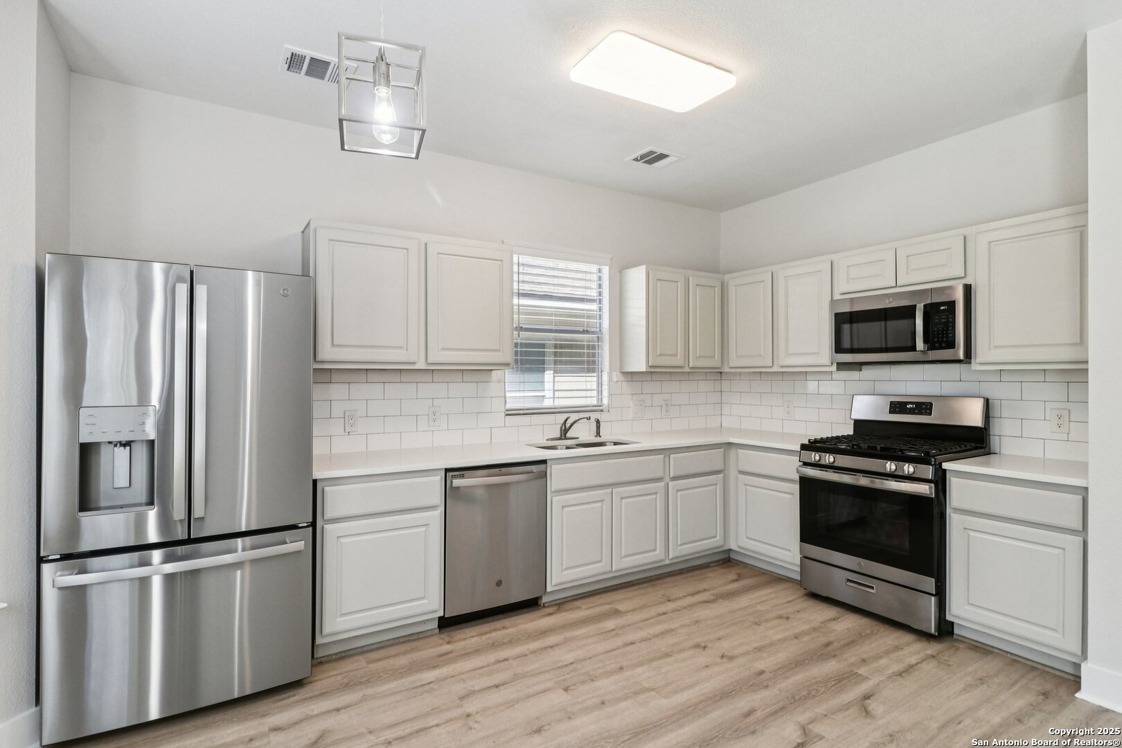 23607 Silver Creek San Antonio TX 78260