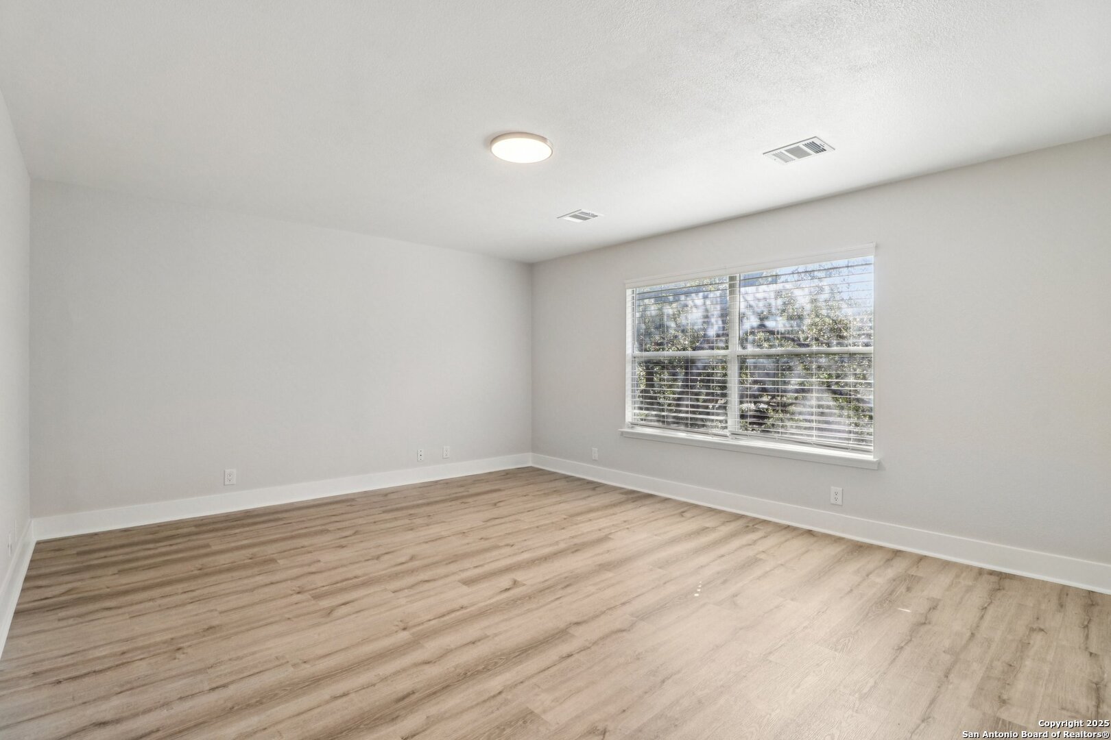 23607 Silver Creek San Antonio TX 78260