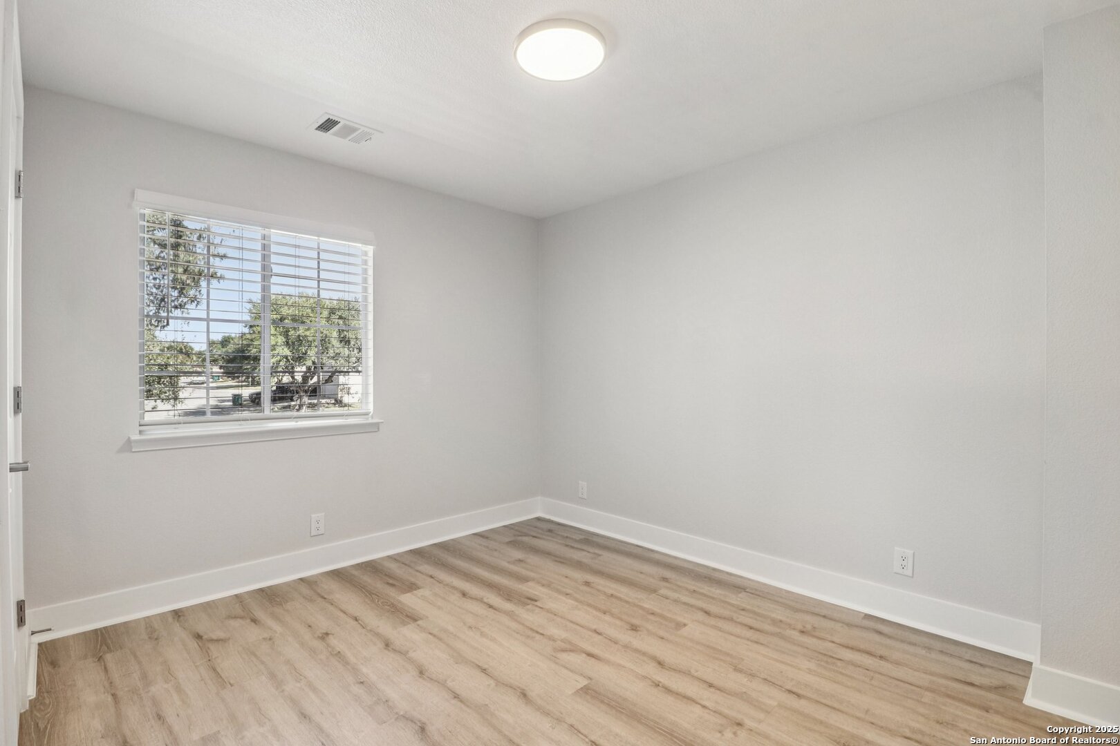 23607 Silver Creek San Antonio TX 78260
