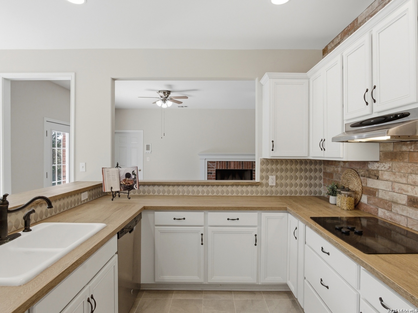 203 Kendall Pointe Drive Boerne TX 78015