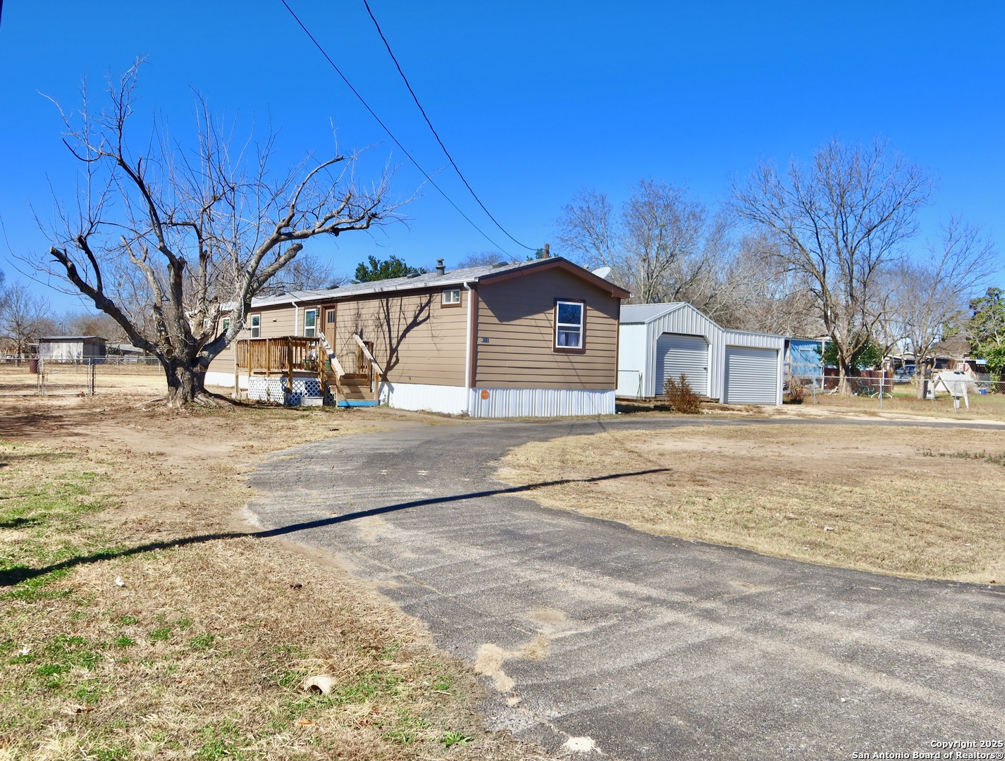 6111 Pioneer Ridge San Antonio TX 78245