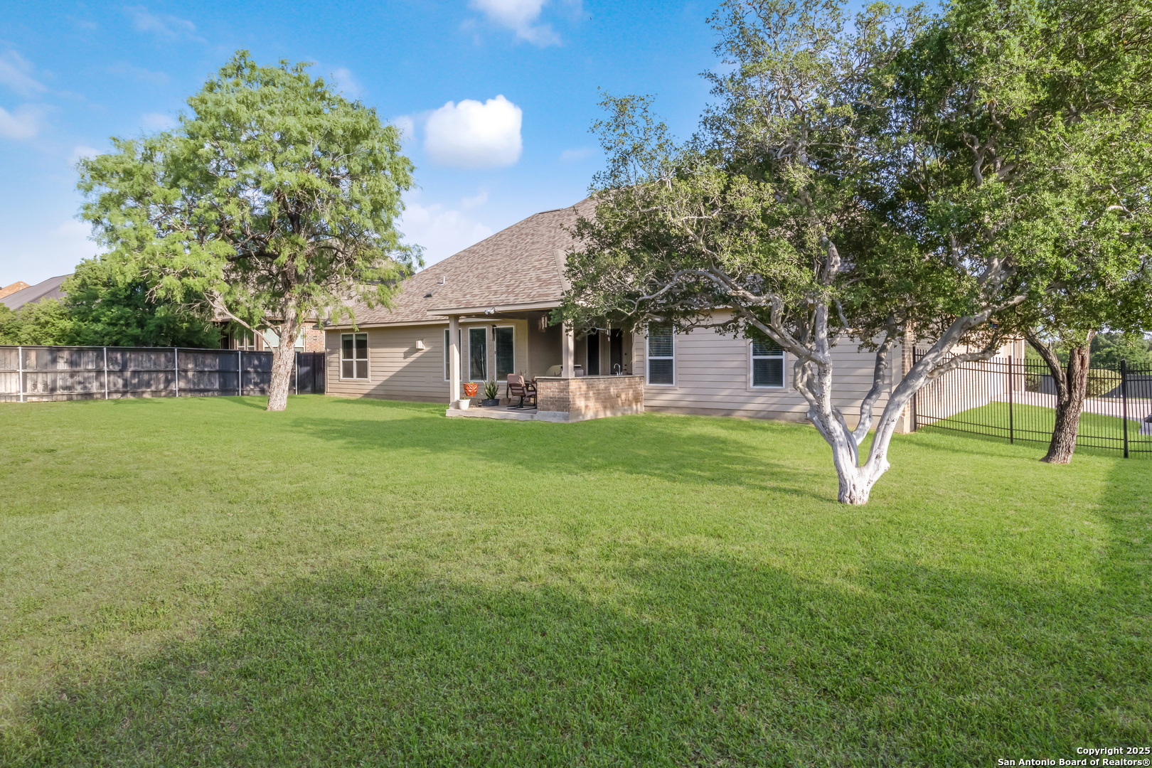 364 Stone Trail Castroville TX 78009