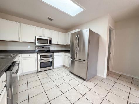 18625 Wooded Creek San Antonio TX 78259