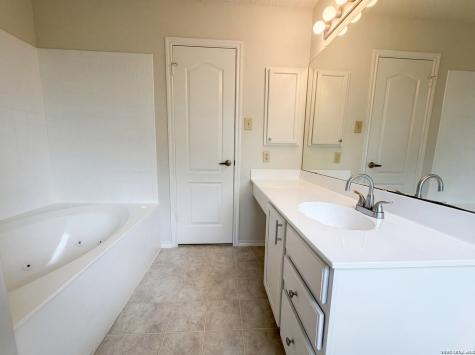 18625 Wooded Creek San Antonio TX 78259