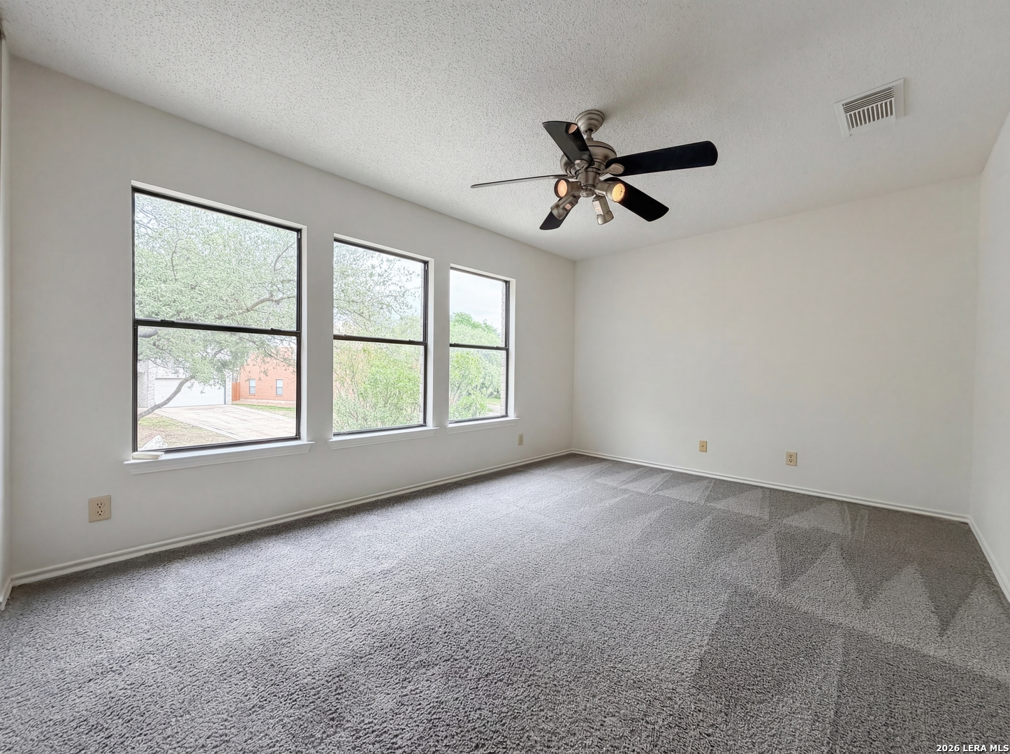 18625 Wooded Creek San Antonio TX 78259