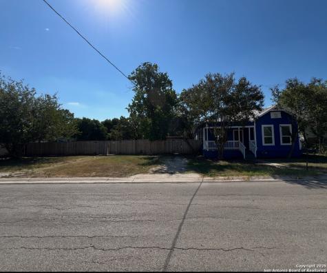 112 Avenue B Converse TX 78109