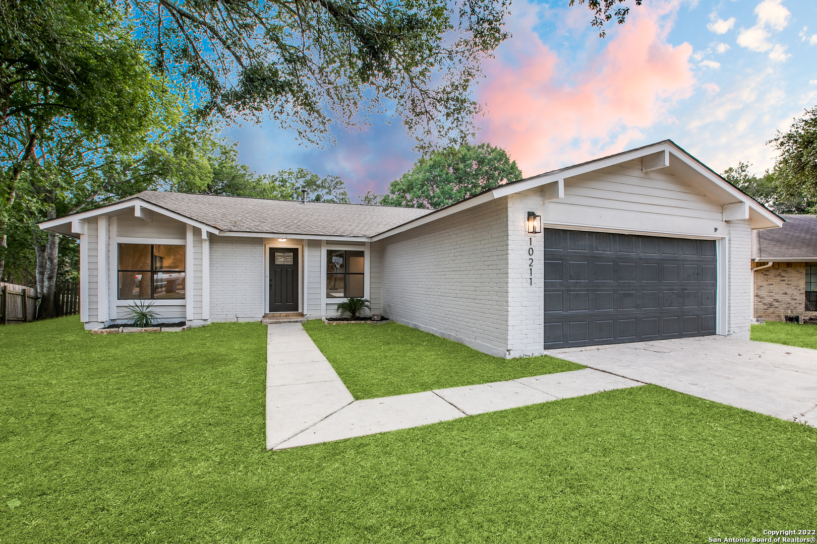 10211 Grand Meadow San Antonio TX 78239