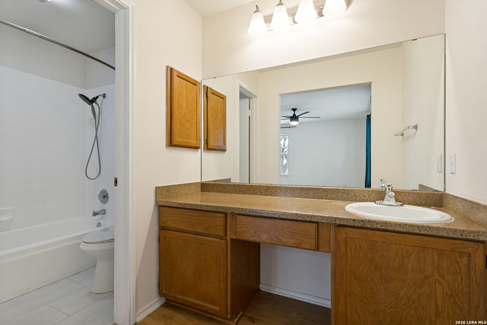 6015 Loch Maree San Antonio TX 78240