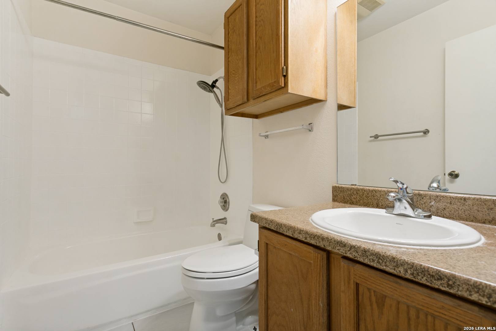 6015 Loch Maree San Antonio TX 78240