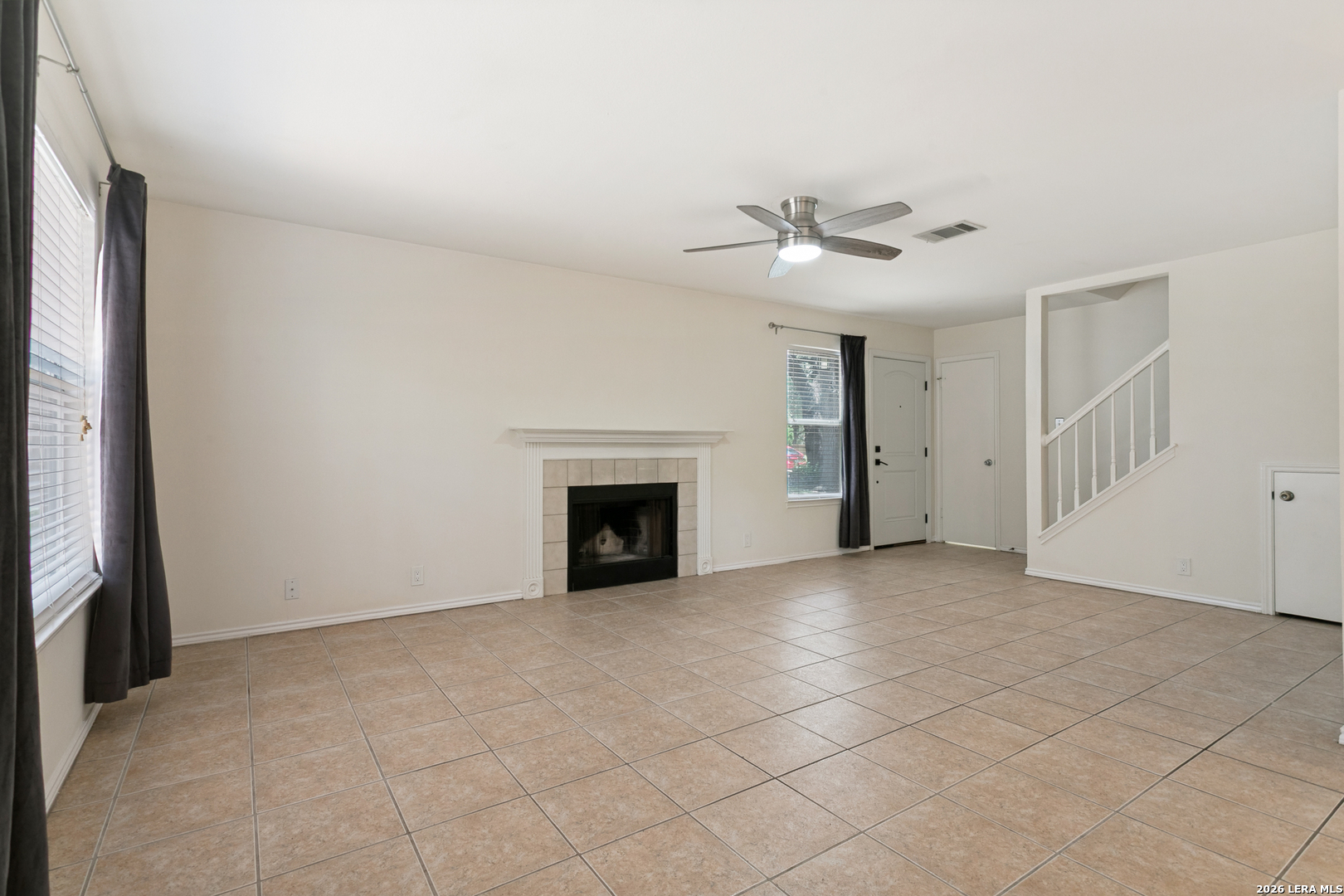 6015 Loch Maree San Antonio TX 78240