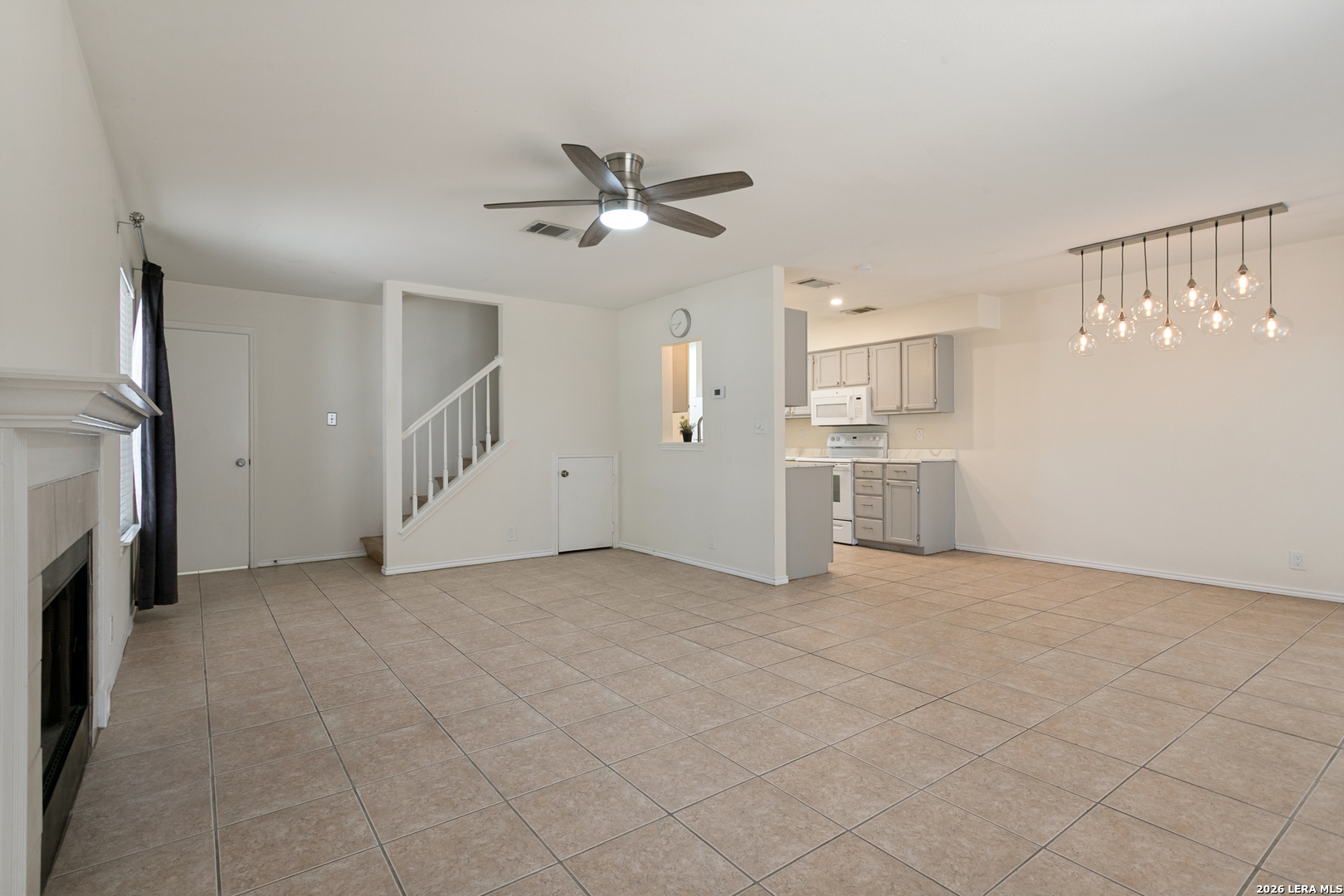 6015 Loch Maree San Antonio TX 78240
