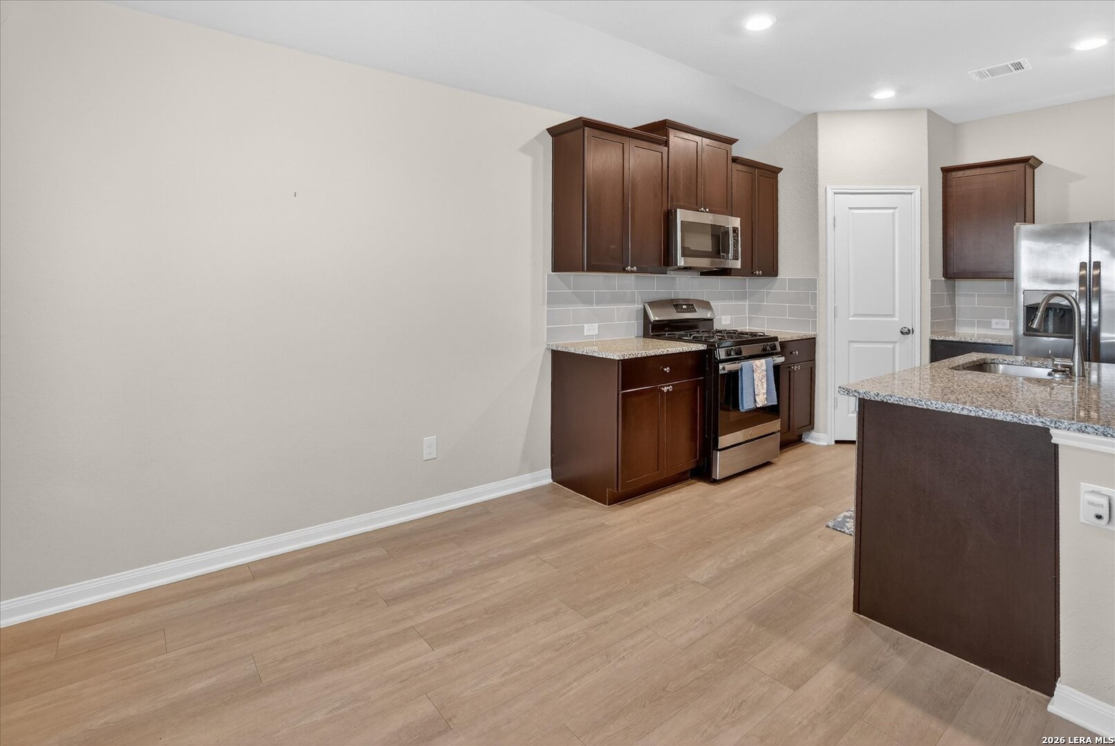 1051 Raceland San Antonio TX 78245