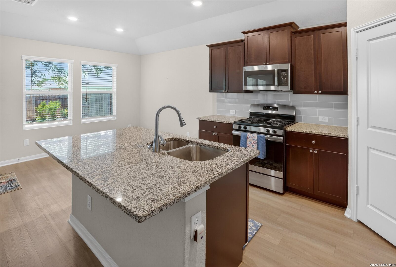 1051 Raceland San Antonio TX 78245