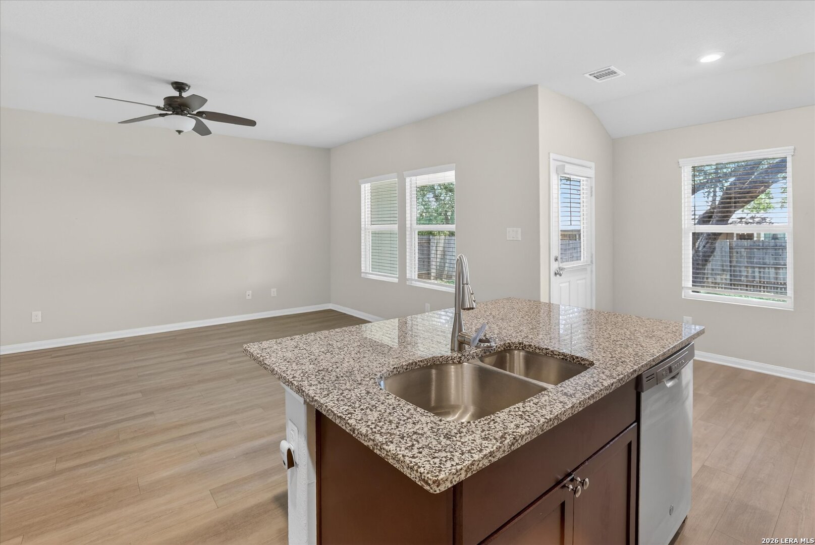 1051 Raceland San Antonio TX 78245