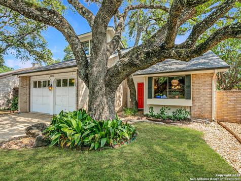 13222 N Hunters Circle San Antonio TX 78230