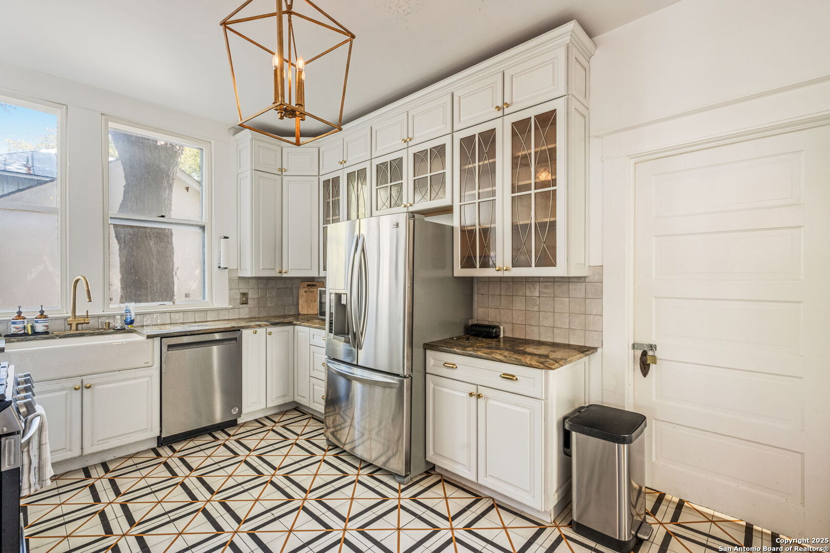225 Madison San Antonio TX 78204
